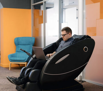 فواید صندلی ماساژ برای کارمندان